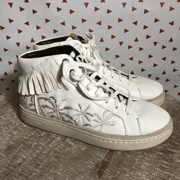 Ugg Cali high tops in White - Picture 2 of 5